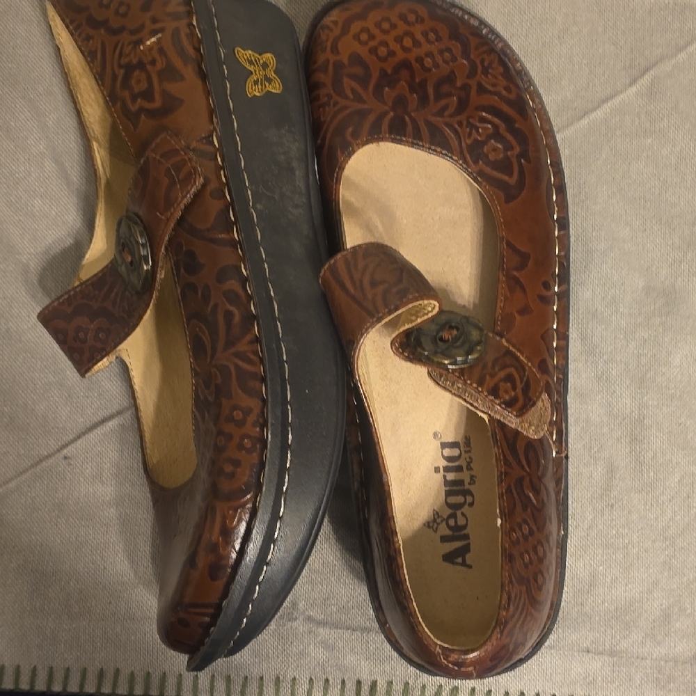 Alegria Brown Dress Shoes with Floral Design - Picture 3 of 3